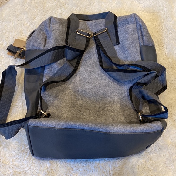 NWT Azzaro Parfums - recycled felt backpack - Picture 5 of 5